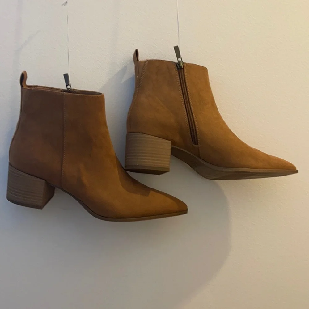 Women's Kennedy Cognac colored Ankle Boots - Universal Thread Size 9.5 - Picture 6 of 6